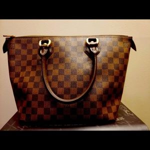 Authentic Louis Vuitton Damere Ebene Handbag